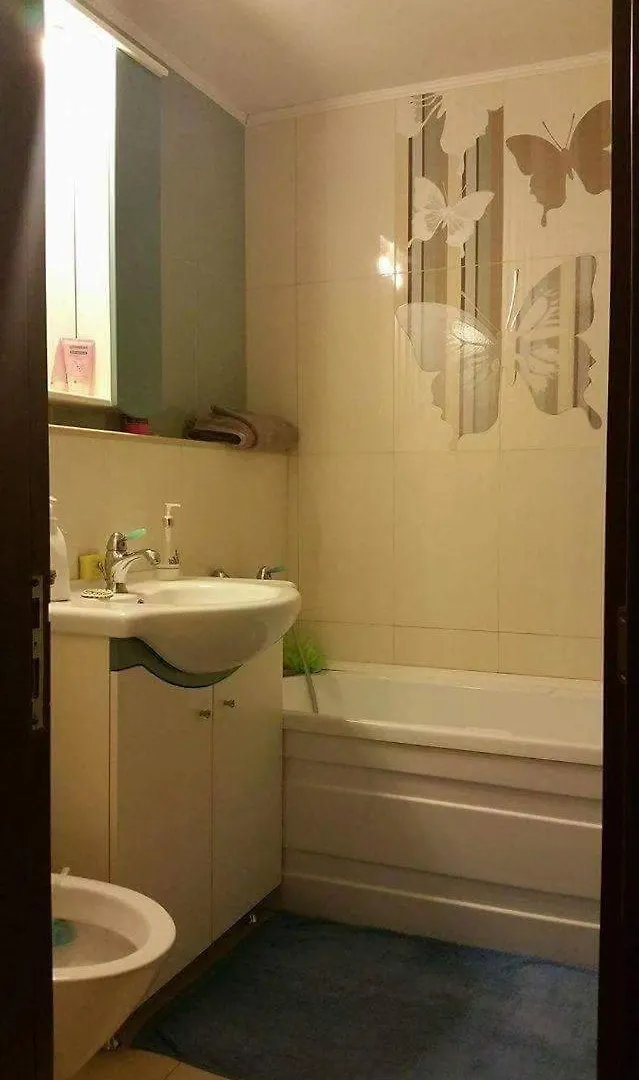 3 Camere Decomandat Bucharest Apartment
